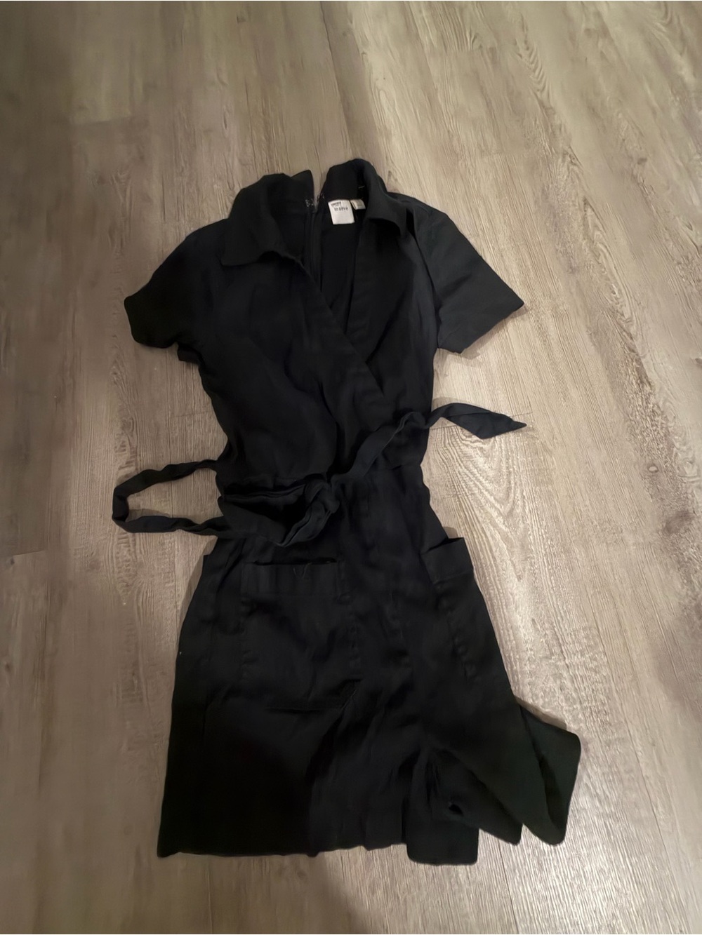 Mauve Black Short-Sleeve Wrap Romper with Tie Waist